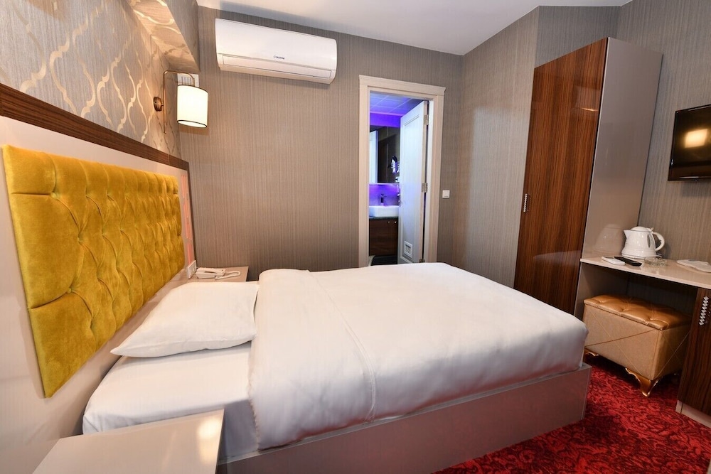 Sea Moon Hotel 13
