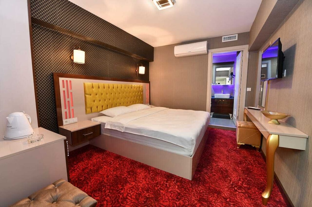 Sea Moon Hotel 7