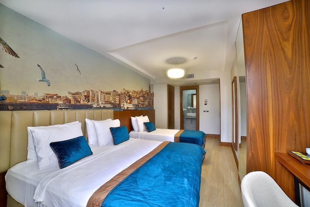 The Tango Hotel Taksim 3