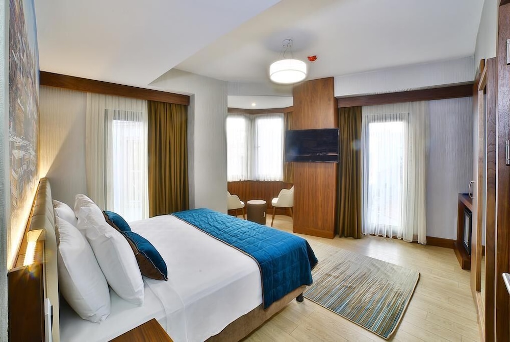 The Tango Hotel Taksim 6
