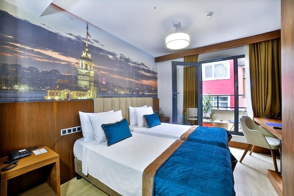 The Tango Hotel Taksim 13