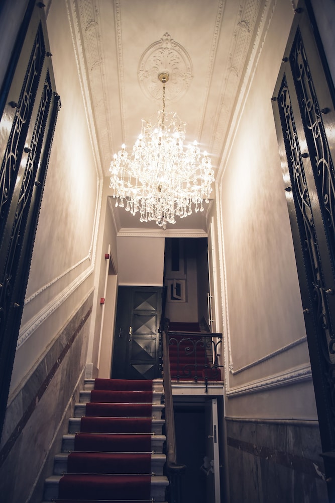Luxir Hotel 4