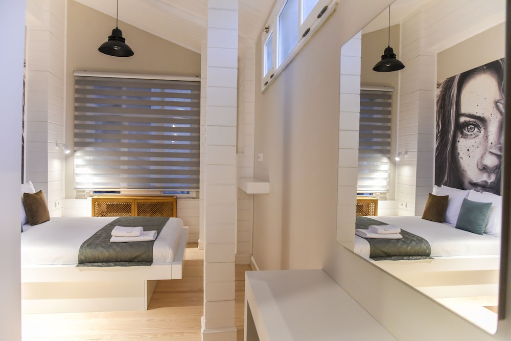 Luxir Hotel 17