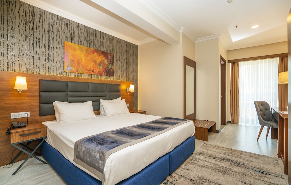 The Bostanci Hotel 6