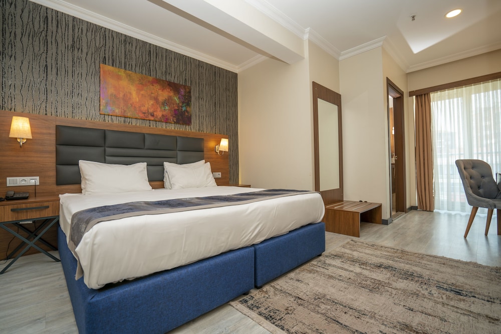 The Bostanci Hotel 7