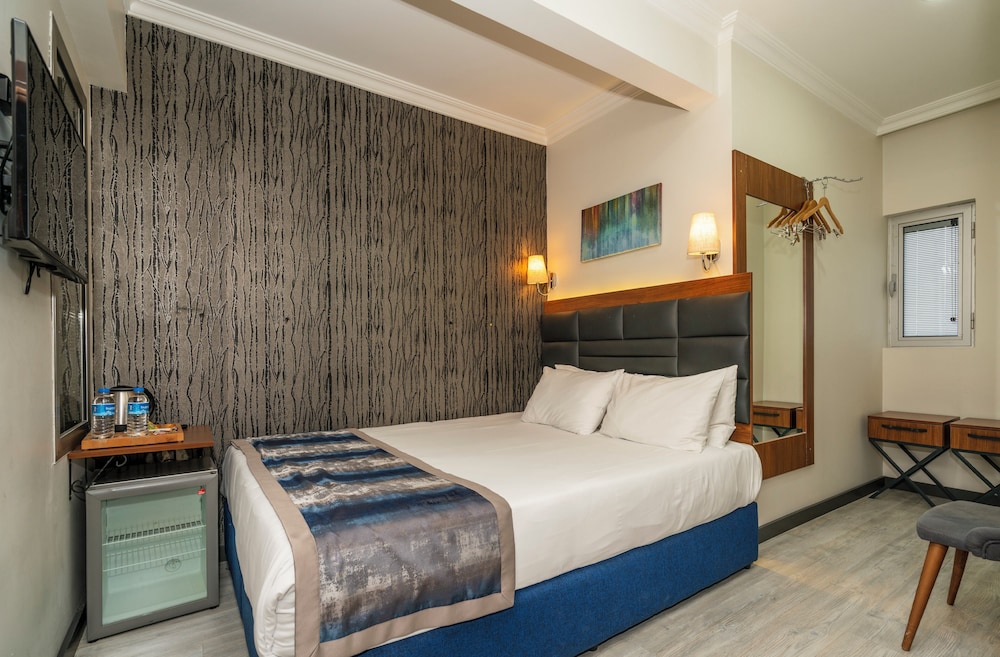 The Bostanci Hotel 24