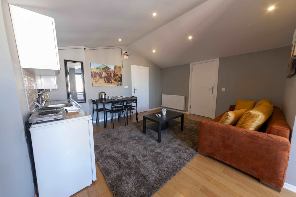 Royal Taksim Suites 24