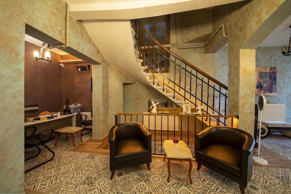 Royal Taksim Suites 3