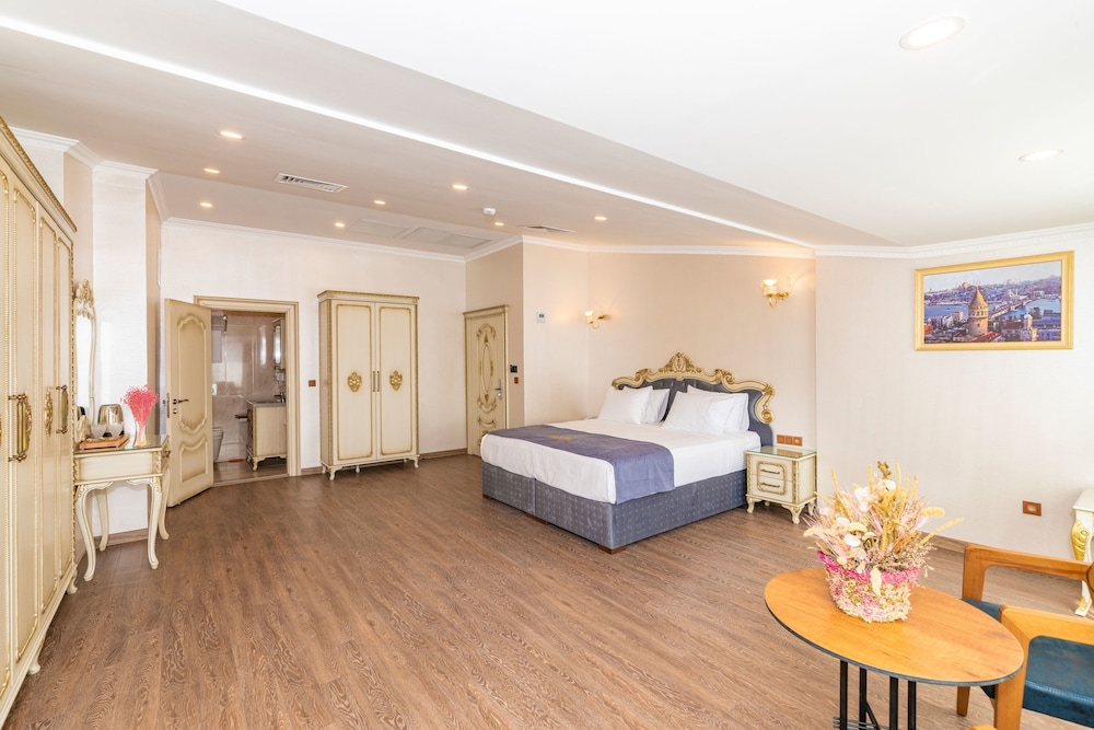 Czn Burak Hotel 1