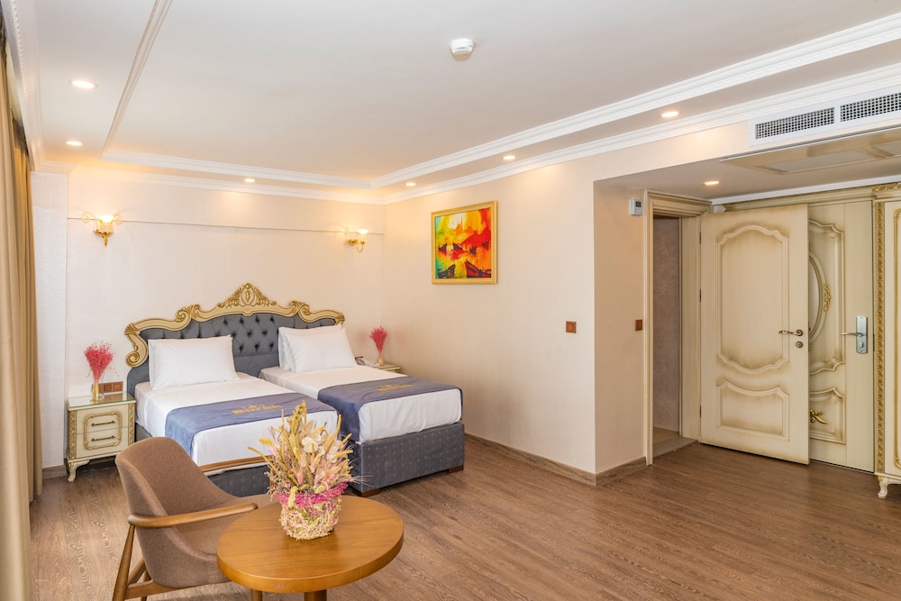 Czn Burak Hotel 18