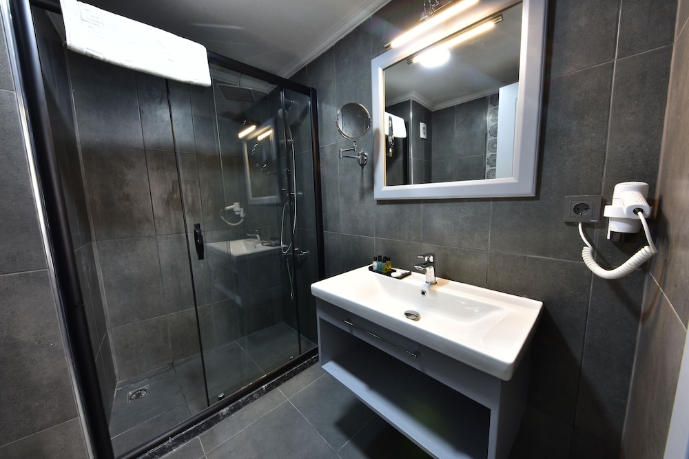Almina Inn Hotel 23