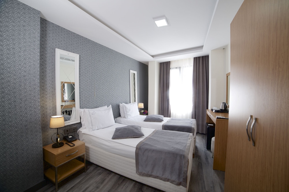 Almina Inn Hotel 10