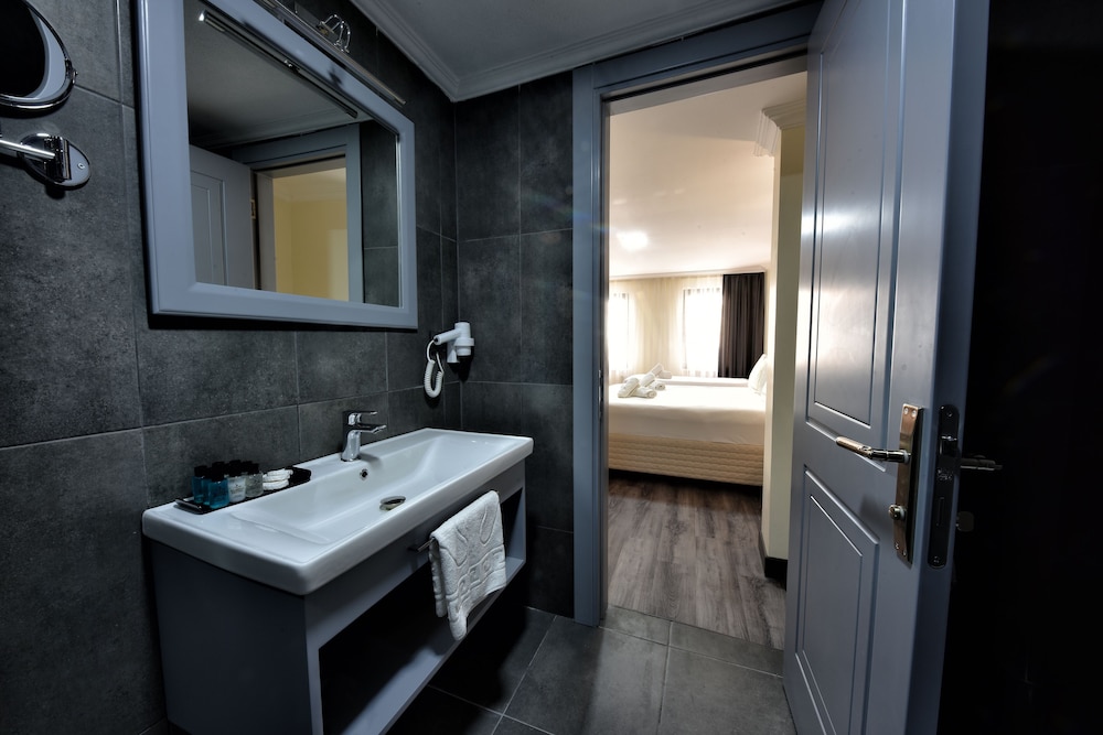 Almina Inn Hotel 21