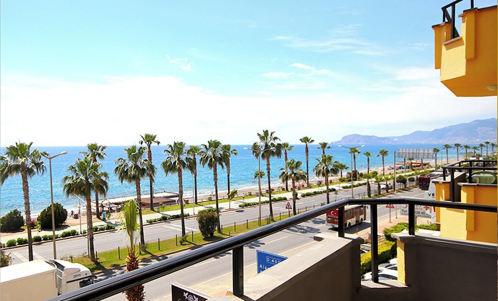 Gold Twins Boutique Hotel 12