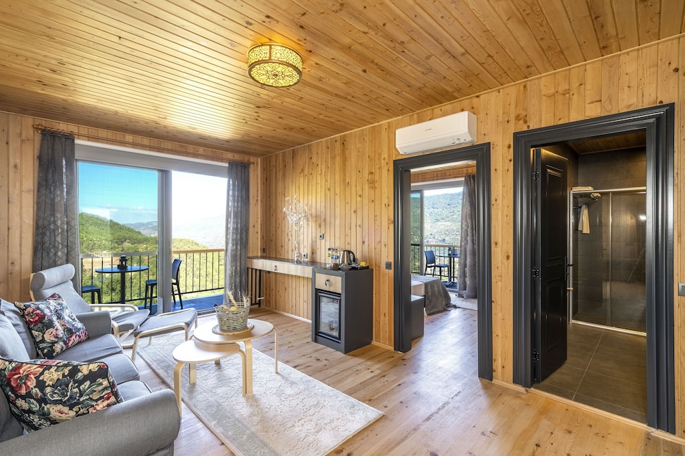 Avena Mountain Boutique Hotel 9