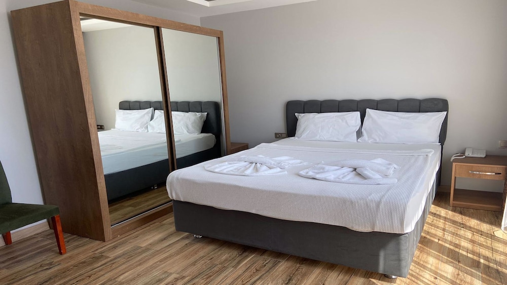 Zeynel Boutique Hotel 13
