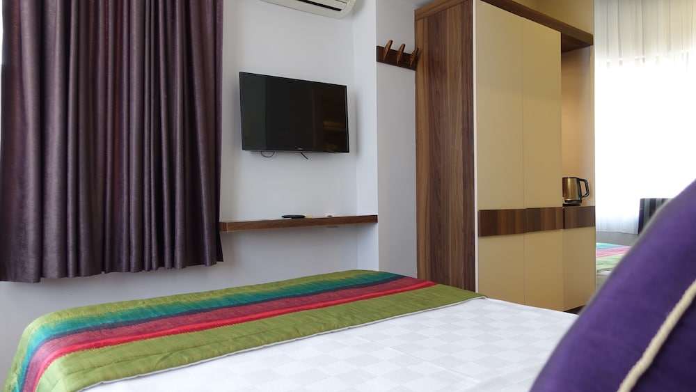 Mono Hotel 23