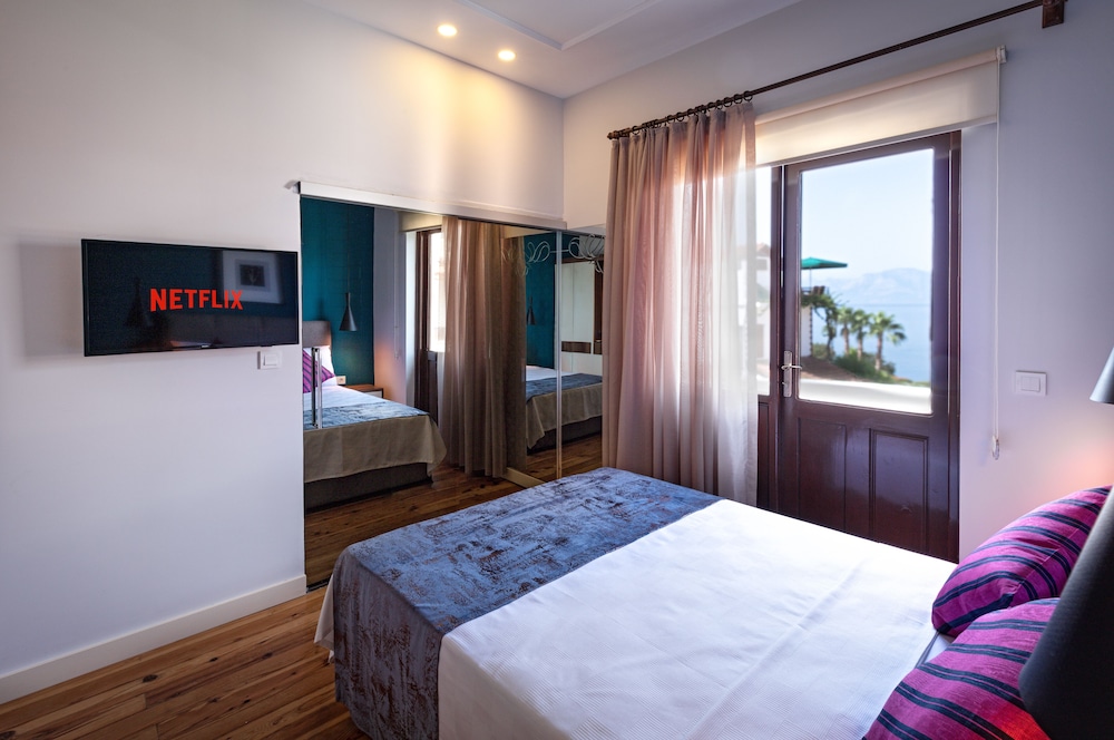 Mono Hotel 11