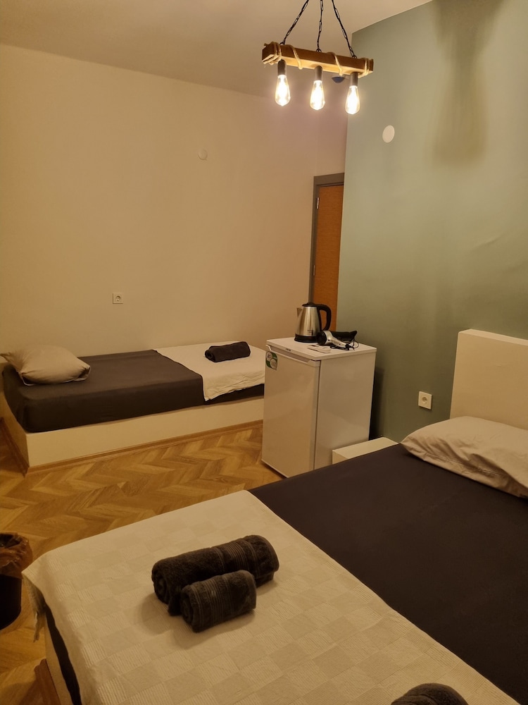 El Mundo Suites 12