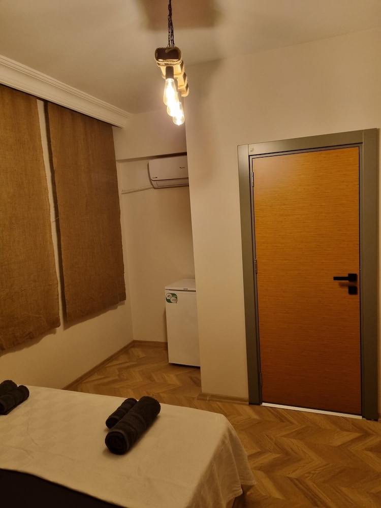 El Mundo Suites 8