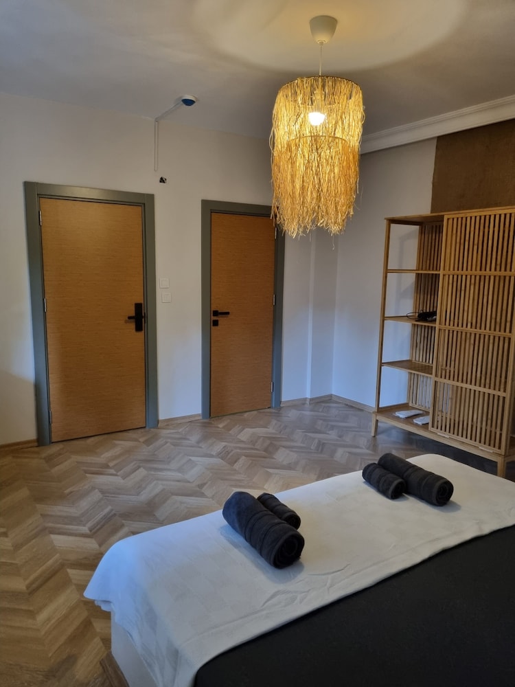 El Mundo Suites 17