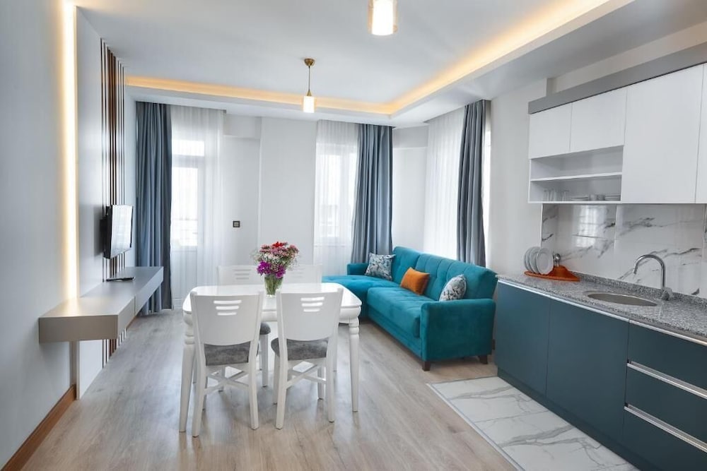 Citrus Luna Suit Hotel 9