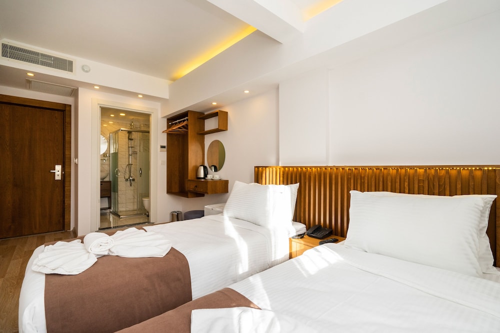 Castillo Rojo Istanbul 7