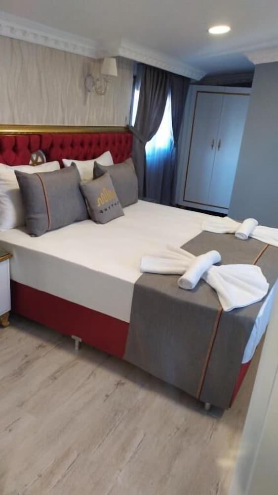 Rhythm Hotel 20