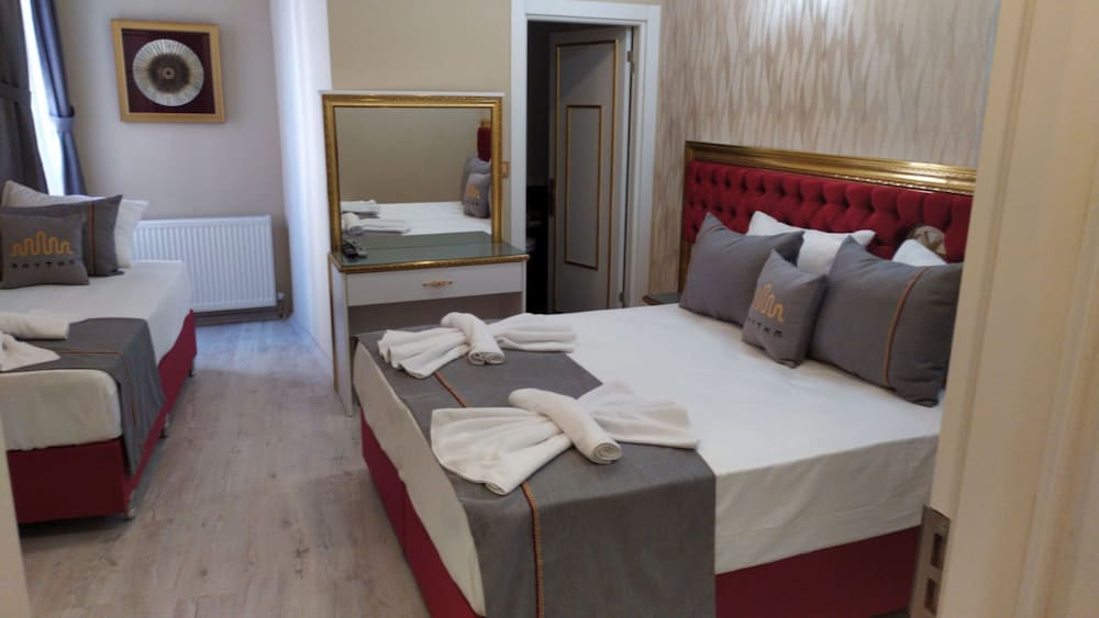 Rhythm Hotel 17
