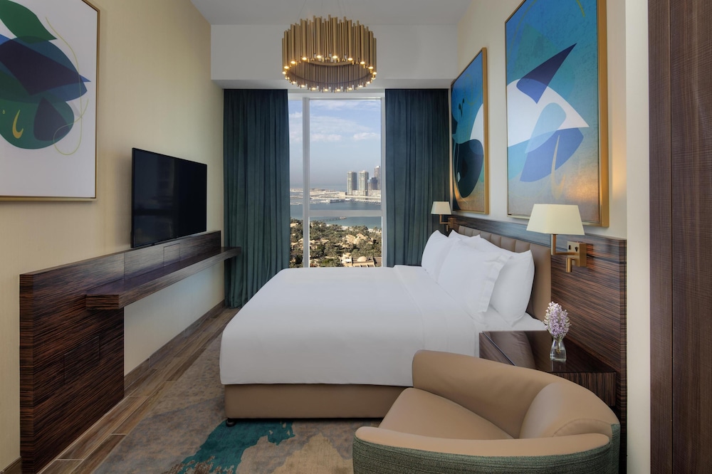 Avani + Palm View Dubai Hotel & Suites 20