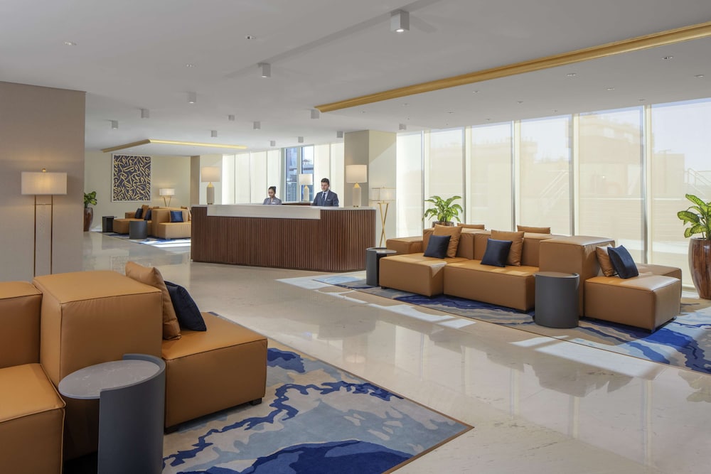 Avani + Palm View Dubai Hotel & Suites 4