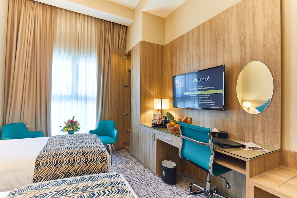 Rose Plaza Hotel 5
