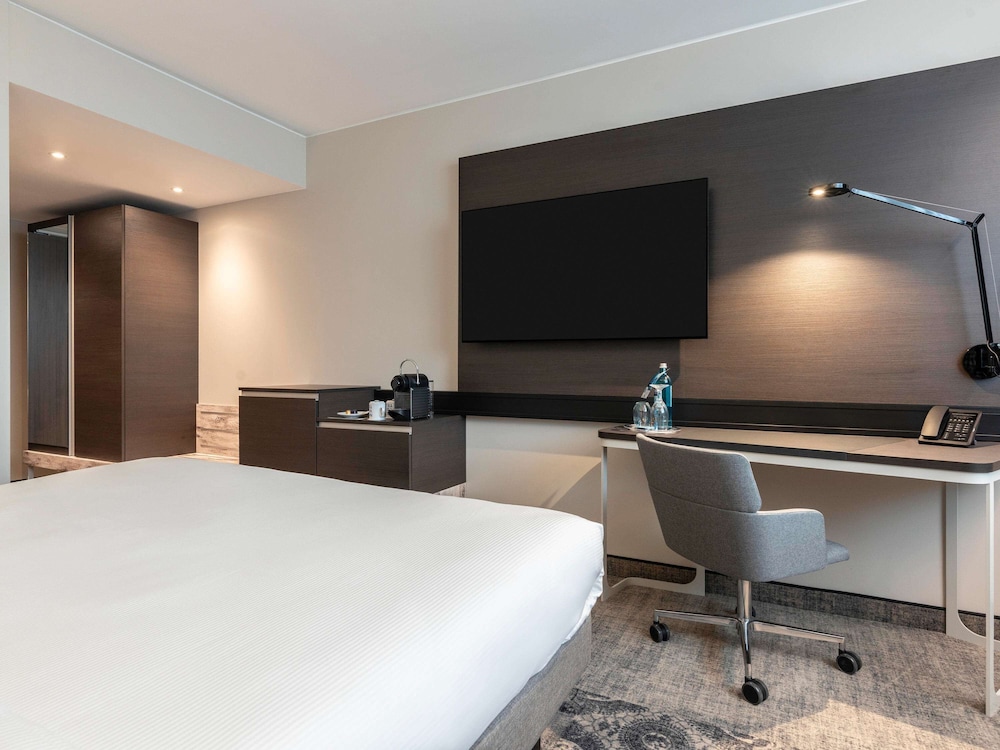 Novotel Düsseldorf Airport 12