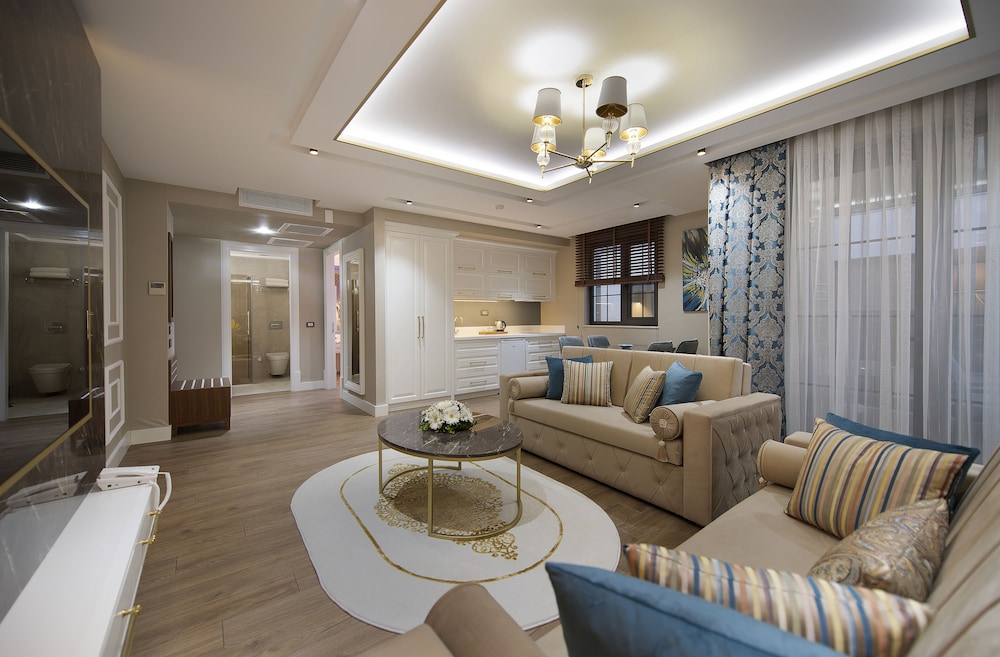 Elysium Green Suites 19