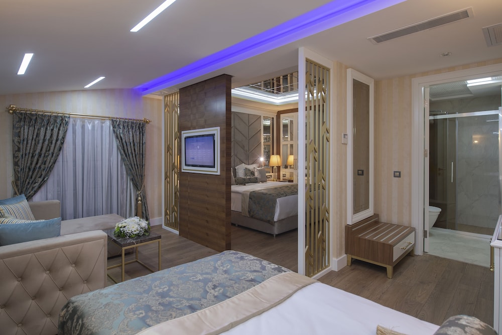 Elysium Green Suites 7