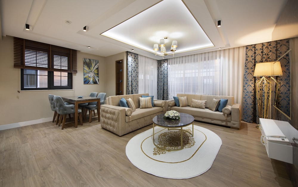 Elysium Green Suites 18