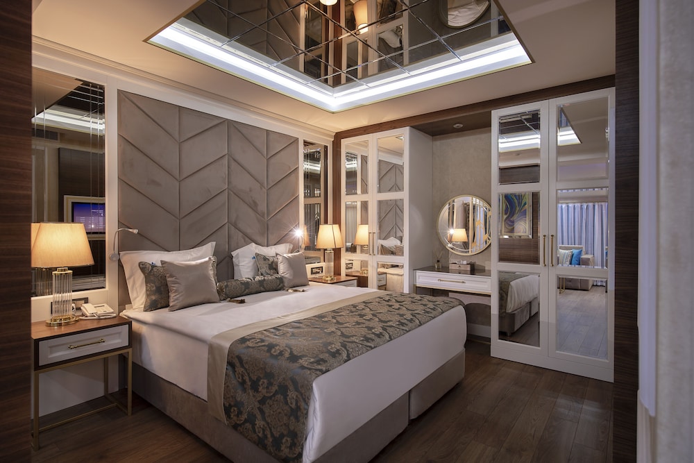 Elysium Green Suites 9