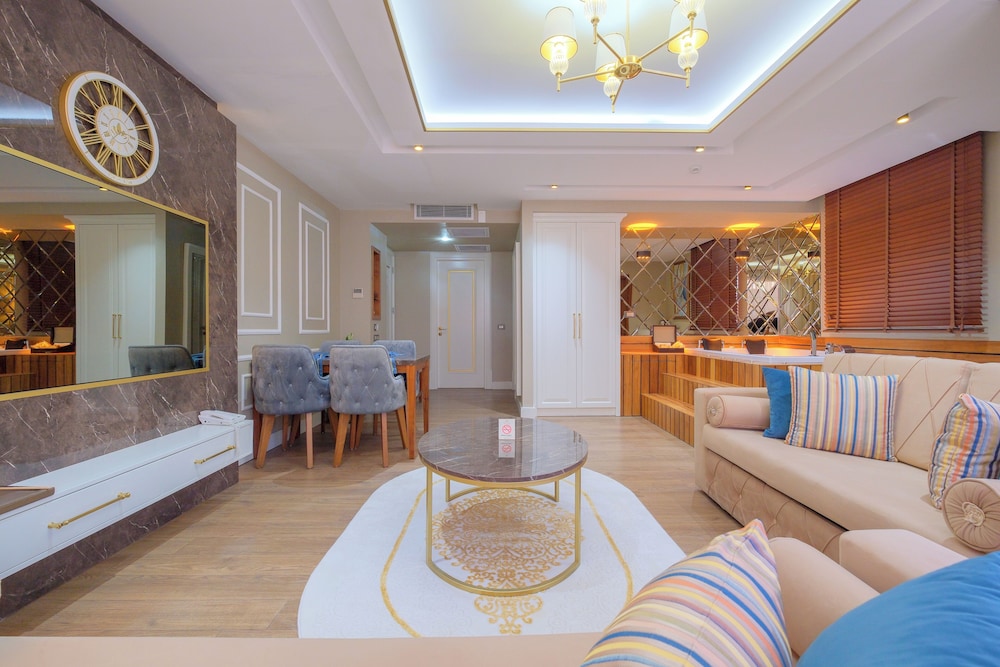 Elysium Green Suites 10
