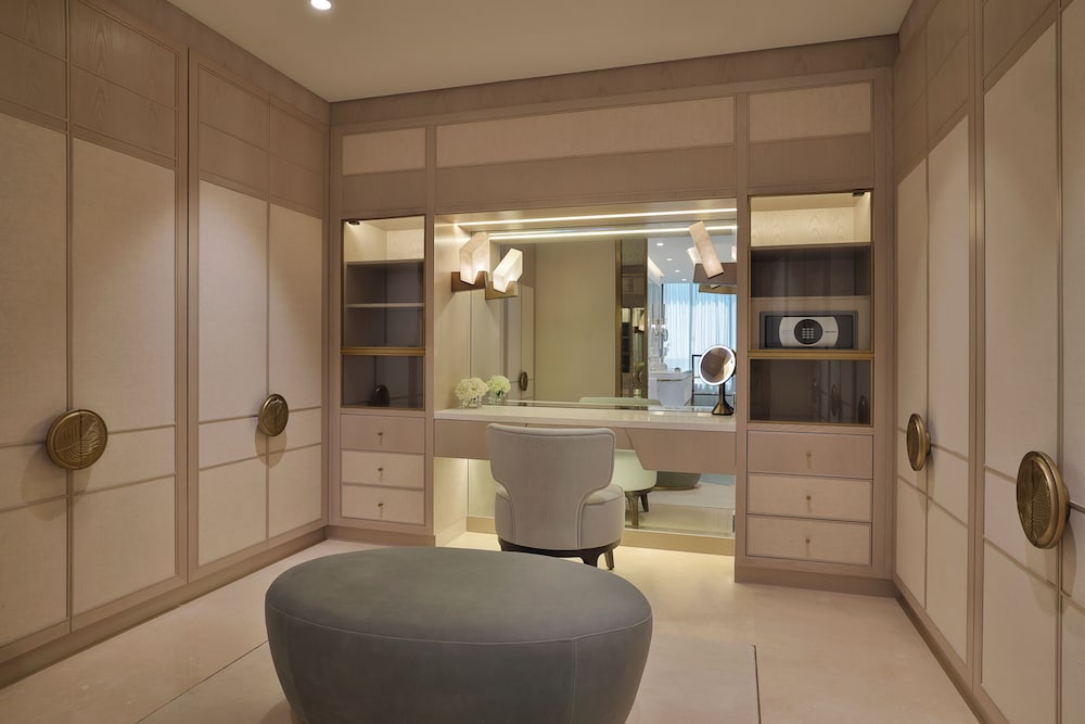 The St. Regis Dubai, The Palm 21