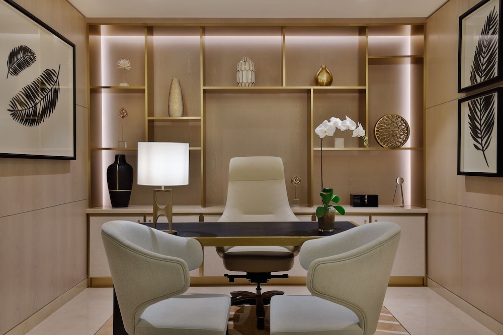 The St. Regis Dubai, The Palm 8