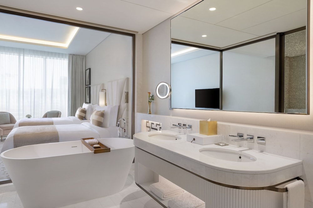 The St. Regis Dubai, The Palm 11