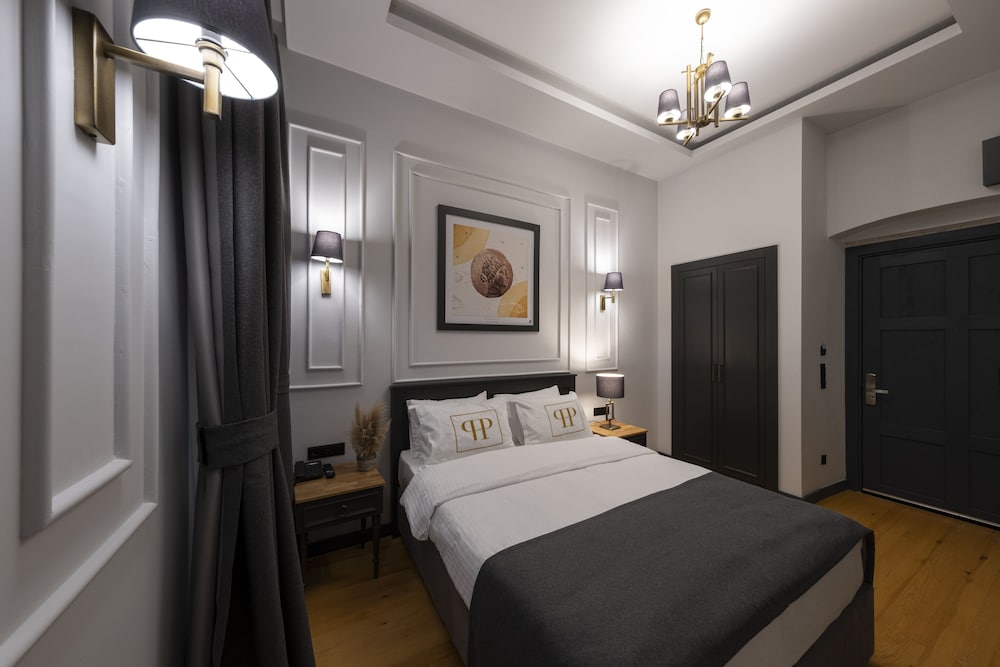 Ferman Port Hotel 15