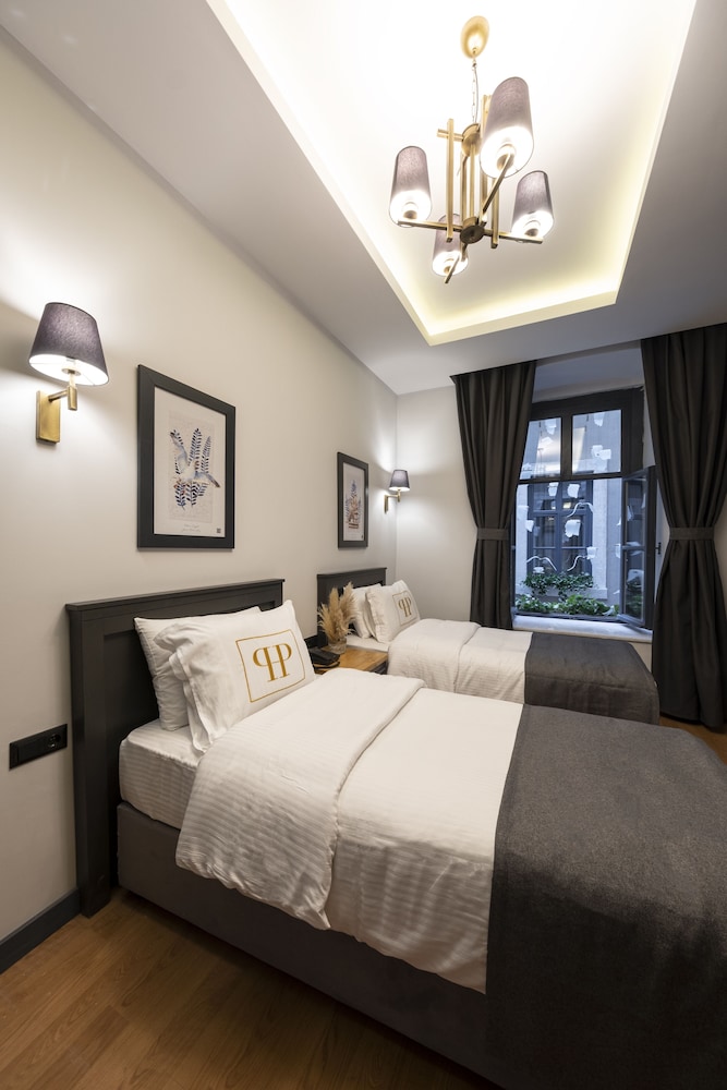 Ferman Port Hotel 19
