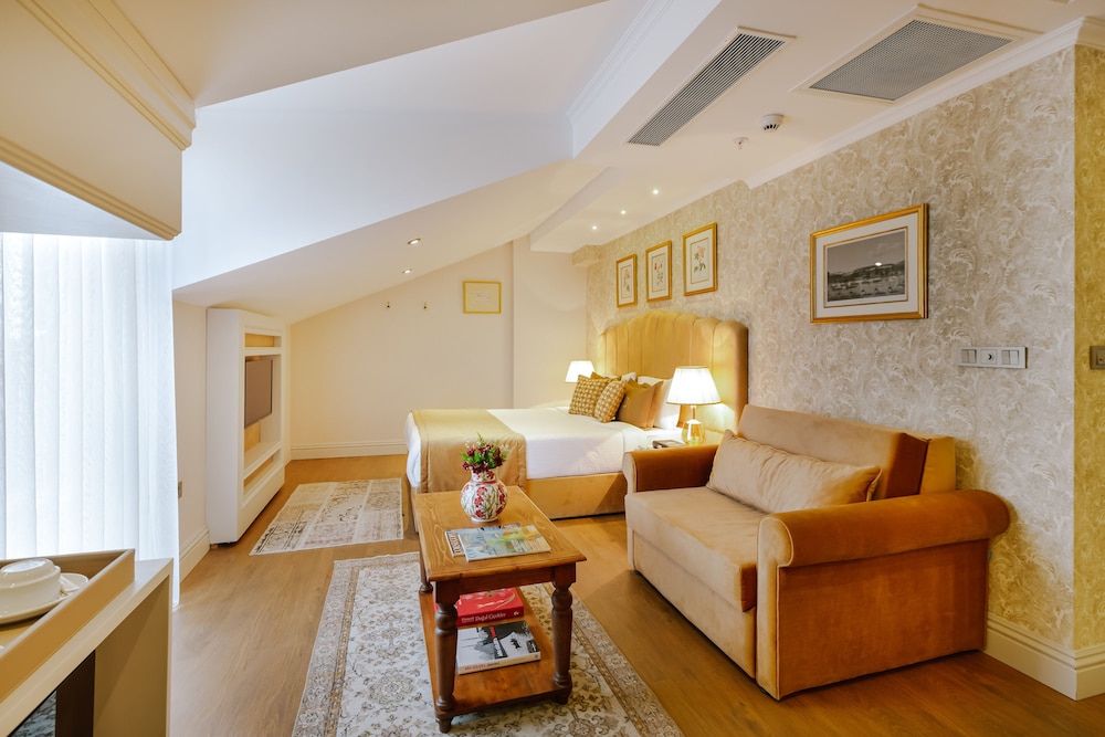 Delita City Hotel 13
