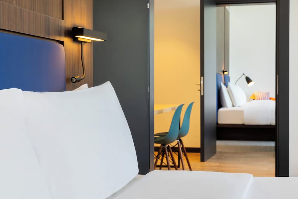 Aloft Al Mina, Dubai 19