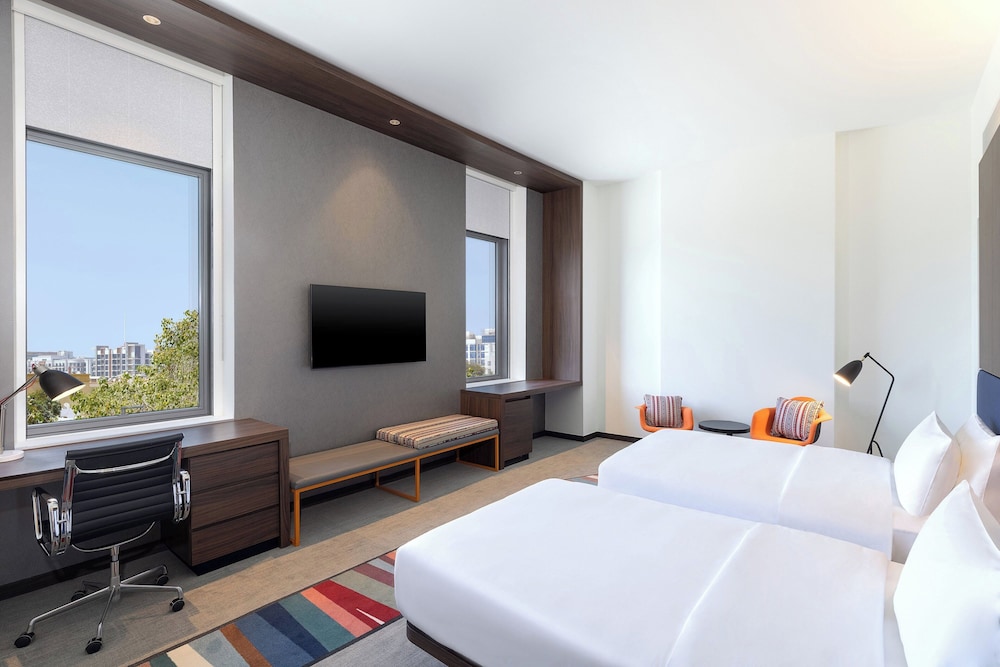 Aloft Al Mina, Dubai 15