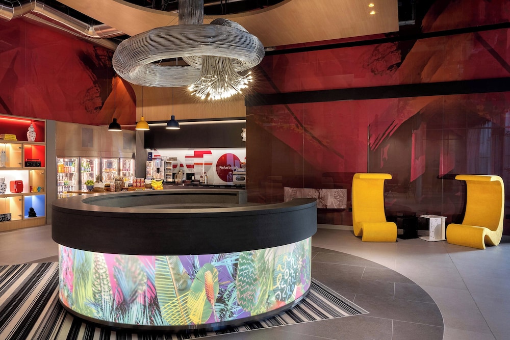 Aloft Al Mina, Dubai 4