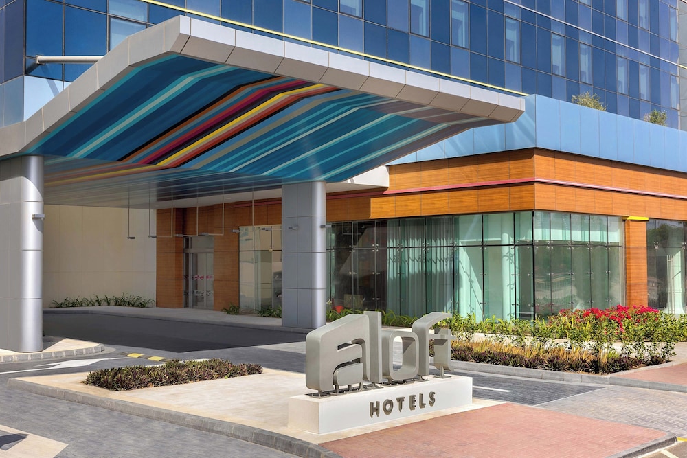 Aloft Al Mina, Dubai 1