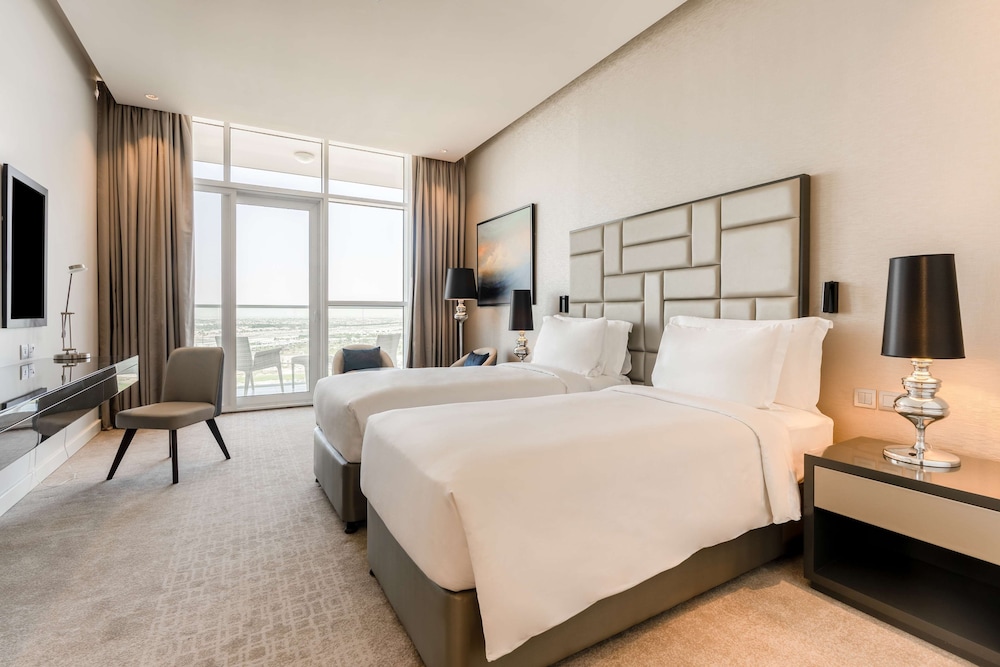 Radisson Hotel Dubai DAMAC Hills 22