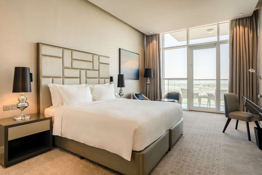 Radisson Hotel Dubai DAMAC Hills 14